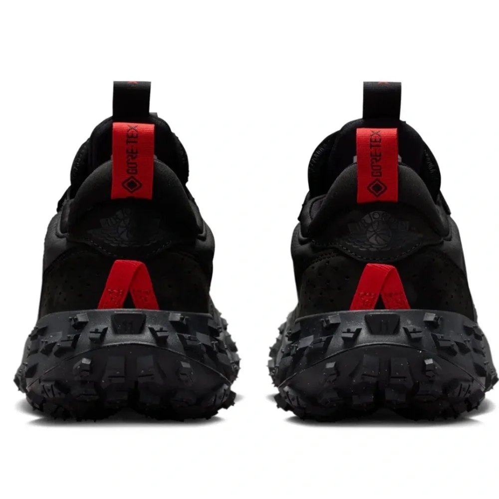 ❤️ NIKE AIR JORDAN 1 LOW ELEMENT GORE TEX BLACK 🖤 - Picture 4 of 4